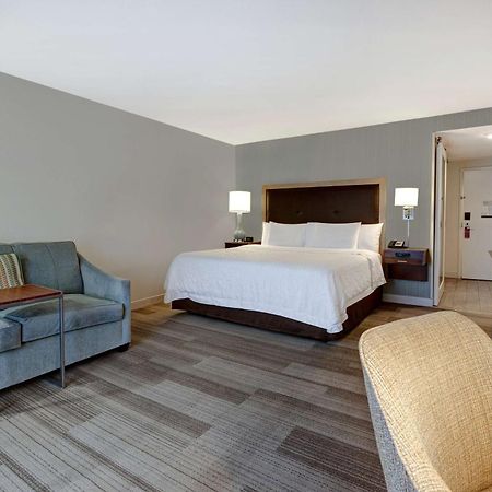 Hampton Inn & Suites Milwaukee West West Allis Buitenkant foto